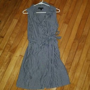 NWOT Banana Republic dress size 2